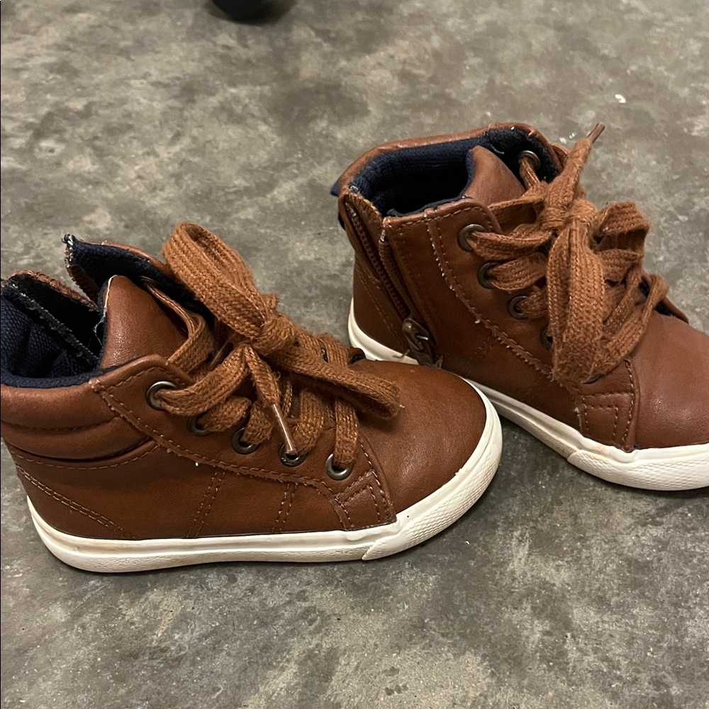 Cat & Jack Brown High-Top Kids Sneakers size 6